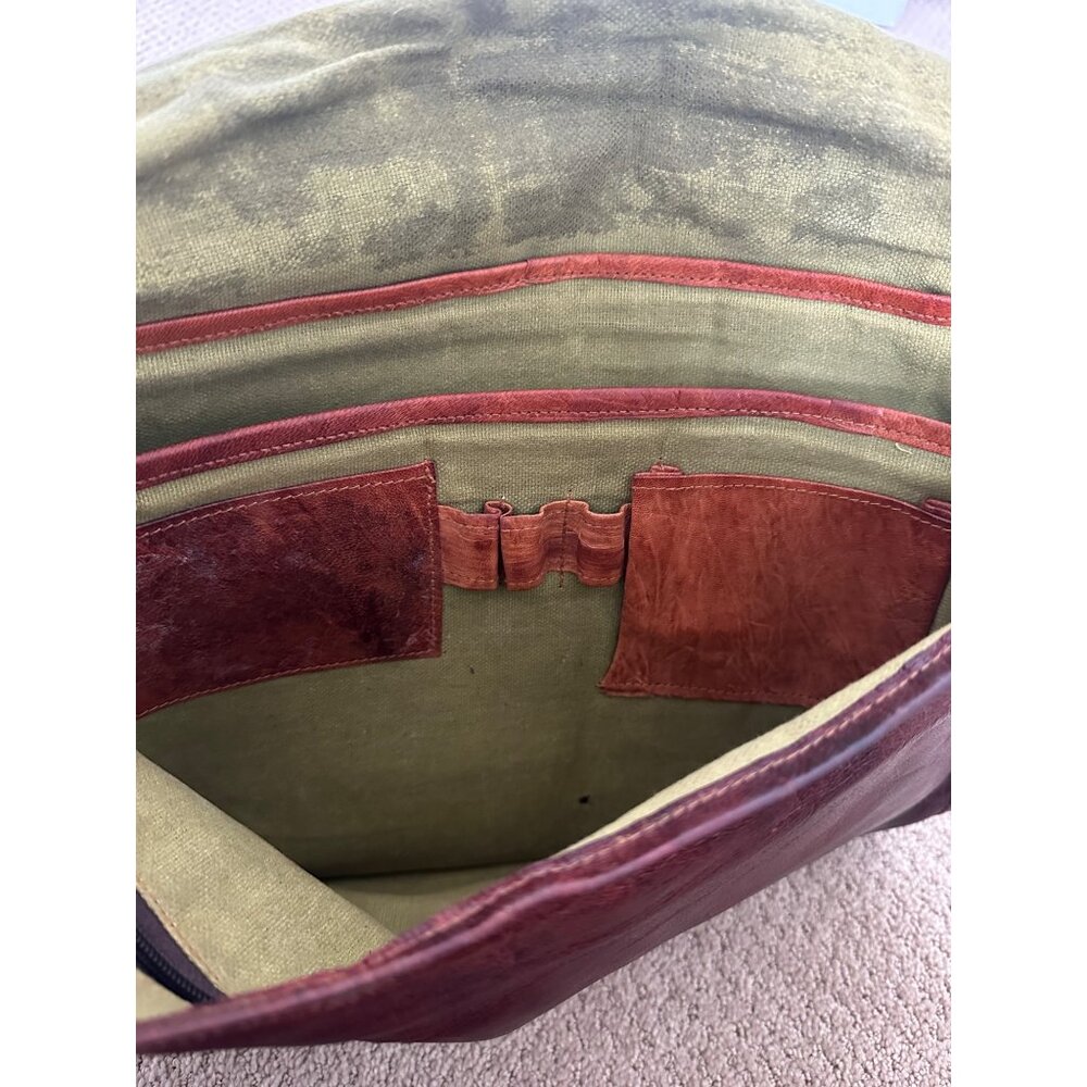 Vintage Leather Messenger Bag Satchel Computer 14 x 12 Supple Custom - Picture 6 of 13